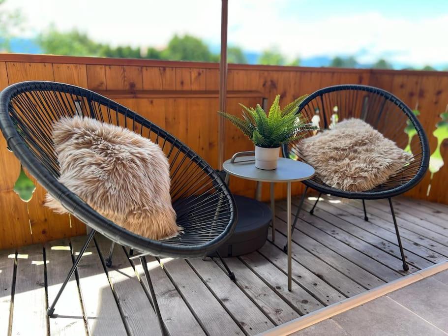 Chalet Am See - Seeblick Bergblick Modern Charmant Neu سيون-سيبروك المظهر الخارجي الصورة